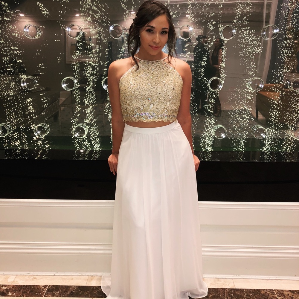 Two piece set